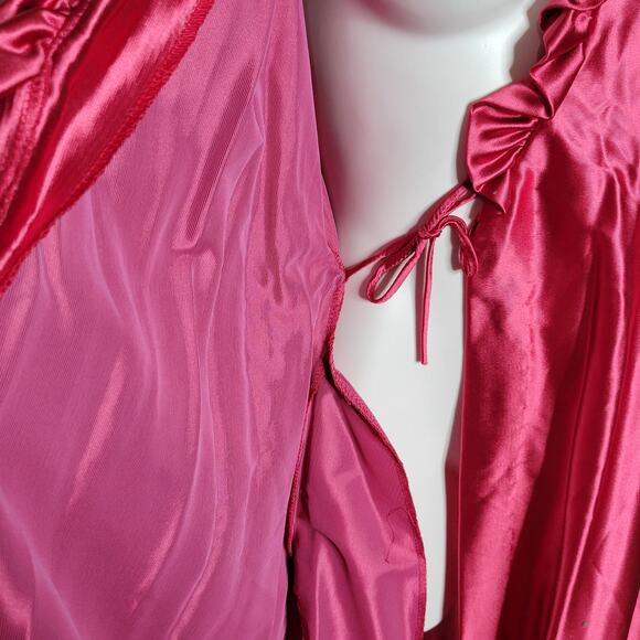 Vintage Red Nylon Ruffle Edge Robe, size Small - Picture 6 of 7